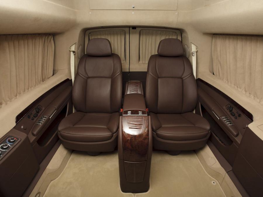  Chevrolet Express Platinum by Depp AT 2010 года  (фото 5 из 8)